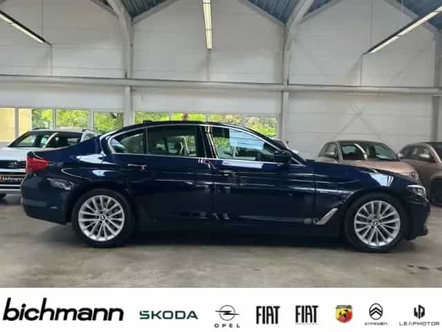 BMW 530 i Luxury Line Sport-FW Leder LED NAV Kli2 07/2017-photo-3