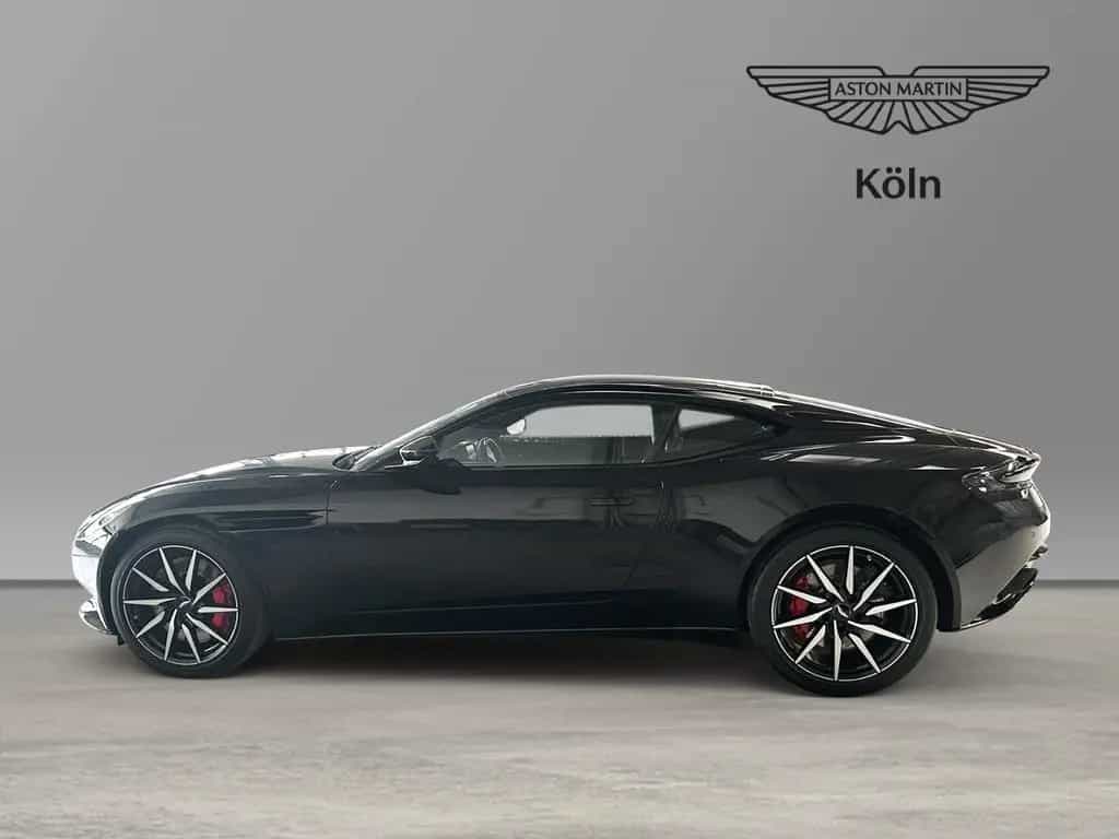 Aston Martin DB11 V8 Coupe Onyx Black Pure Black Carbon Twill 07/2017-photo-15
