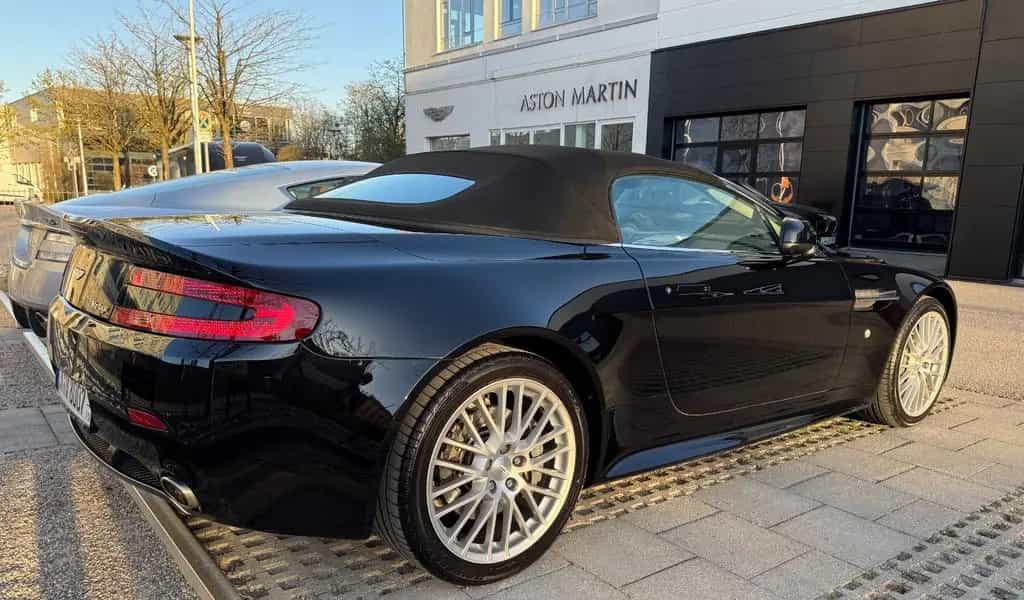 Aston Martin Cabrio V8 Vantage Roadster 4.7l Sportshift - 11/2011-photo-0