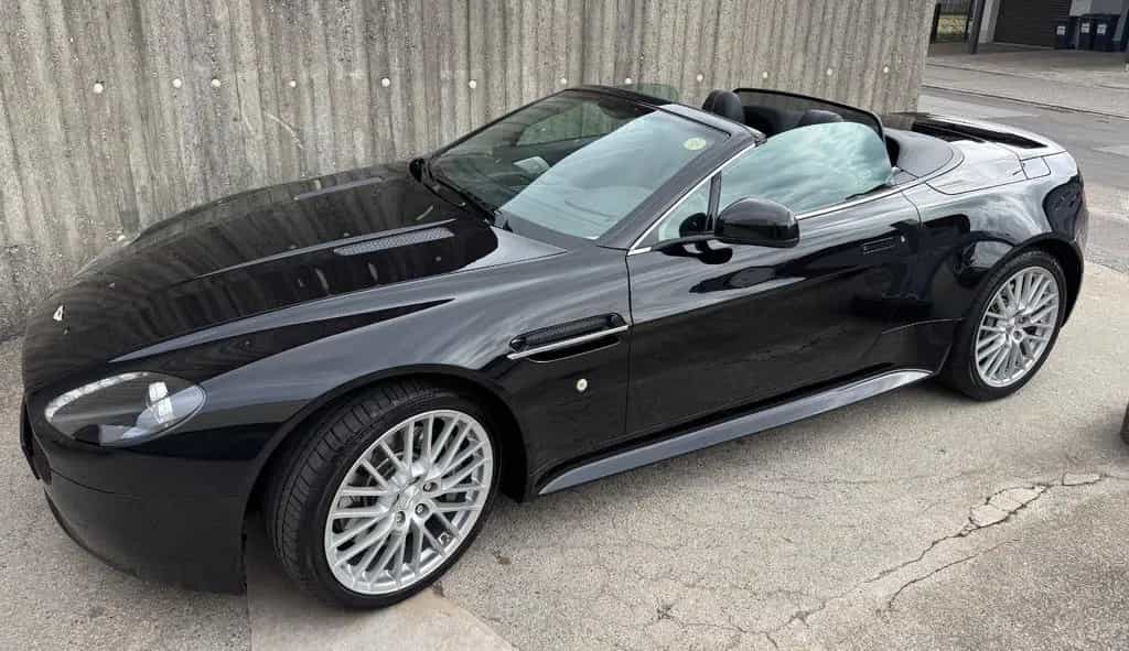 Aston Martin Cabrio V8 Vantage Roadster 4.7l Sportshift - 11/2011-photo-1