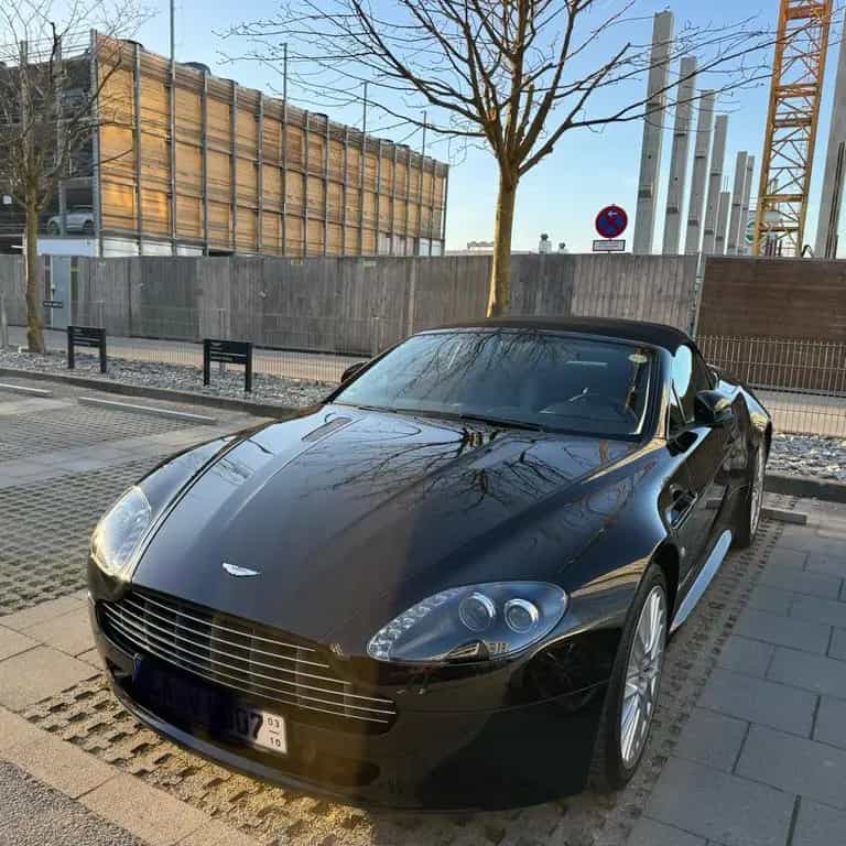 Aston Martin Cabrio V8 Vantage Roadster 4.7l Sportshift - 11/2011-photo-3