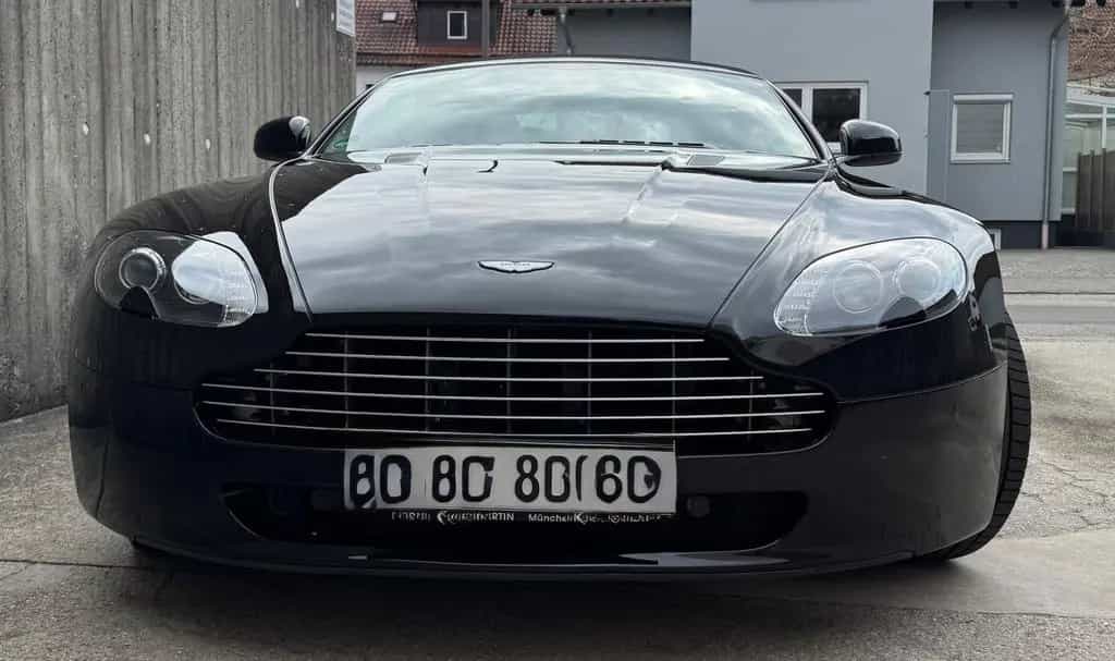 Aston Martin Cabrio V8 Vantage Roadster 4.7l Sportshift - 11/2011-photo-8