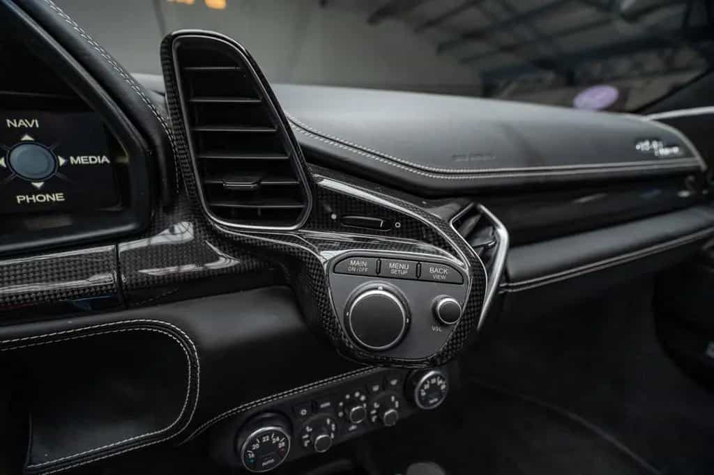 Ferrari 458 Italia Spider *Full PPF / Carbon seats* 03/2012-photo-20