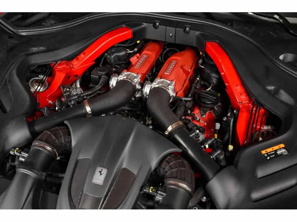 Ferrari Portofino ROSSO CORSA 10/2018-photo-8