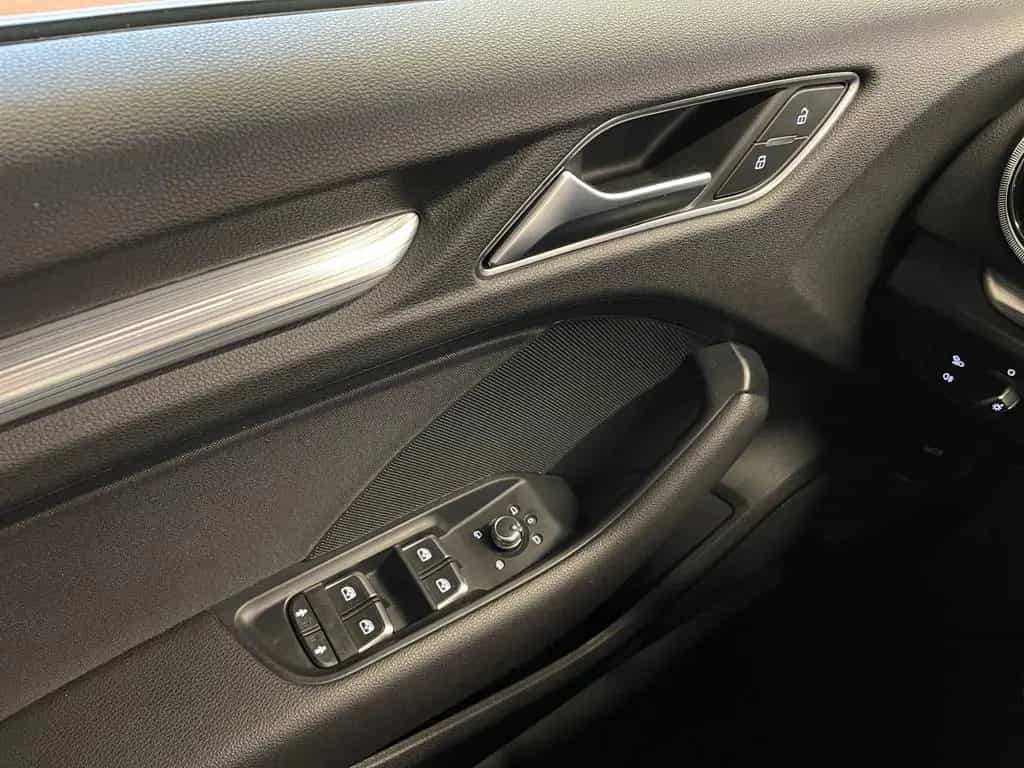Audi A3 Limousine 35 TDI sport Technology Komfort 02/2021-photo-18