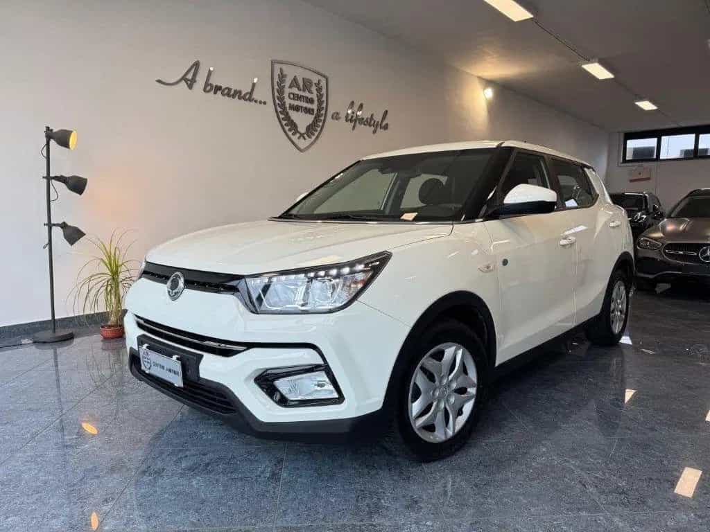 Ssangyong Tivoli SsangYong Tivoli 1.6d Xdi Fari Led Cruise Full S 11/2018-photo-1