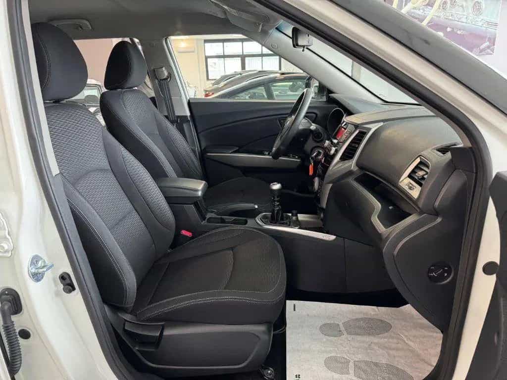 Ssangyong Tivoli SsangYong Tivoli 1.6d Xdi Fari Led Cruise Full S 11/2018-photo-13