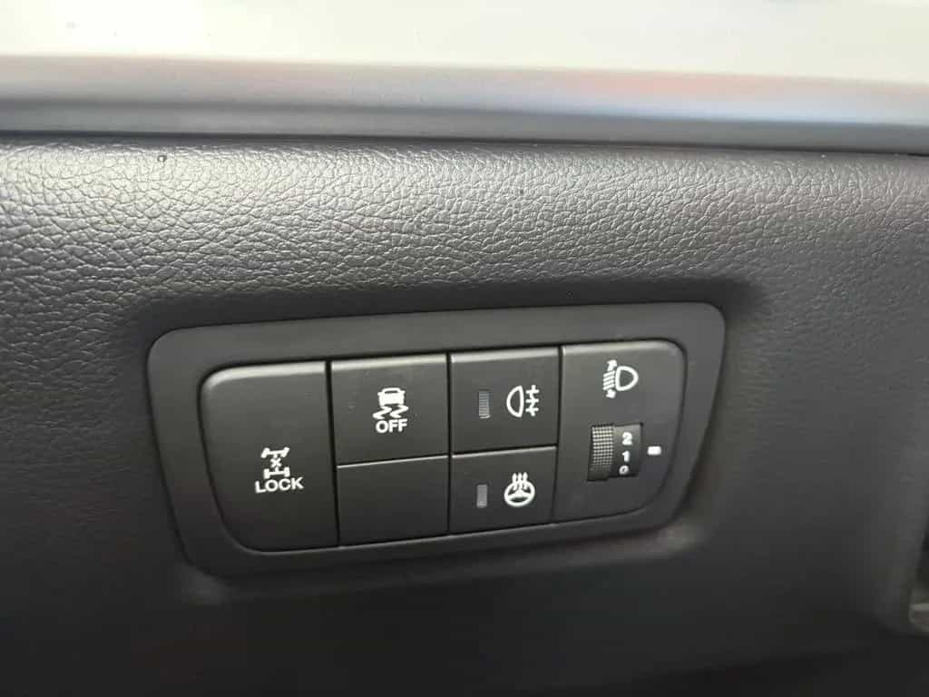 Ssangyong Korando Quartz 4x4 AHK abnehmbar 07/2016-photo-16