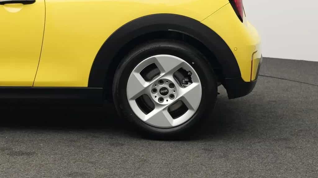 MINI Cooper S 01/2025-photo-16