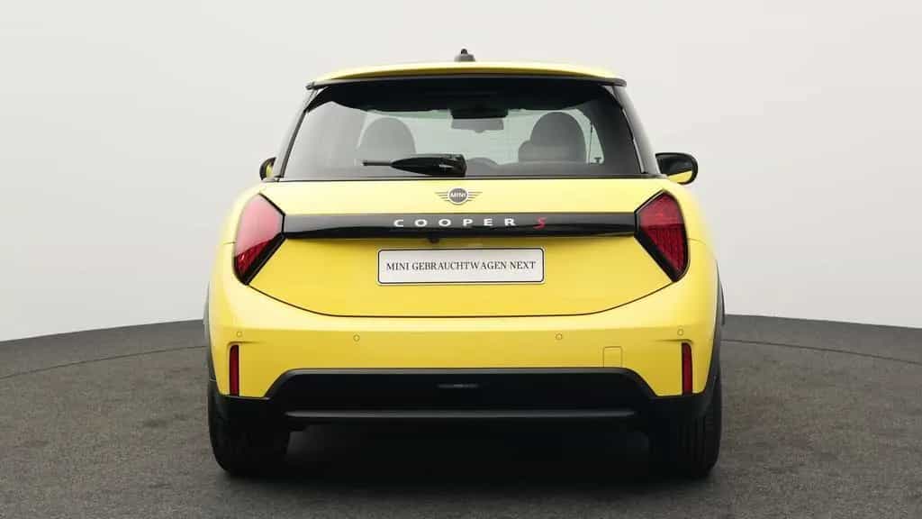 MINI Cooper S 01/2025-photo-9