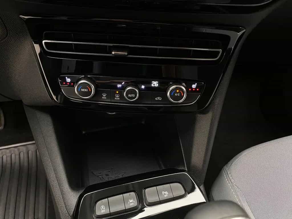 Opel Mokka 1.2 Elegance LED (IntelliLux) Winterpaket 06/2022-photo-13