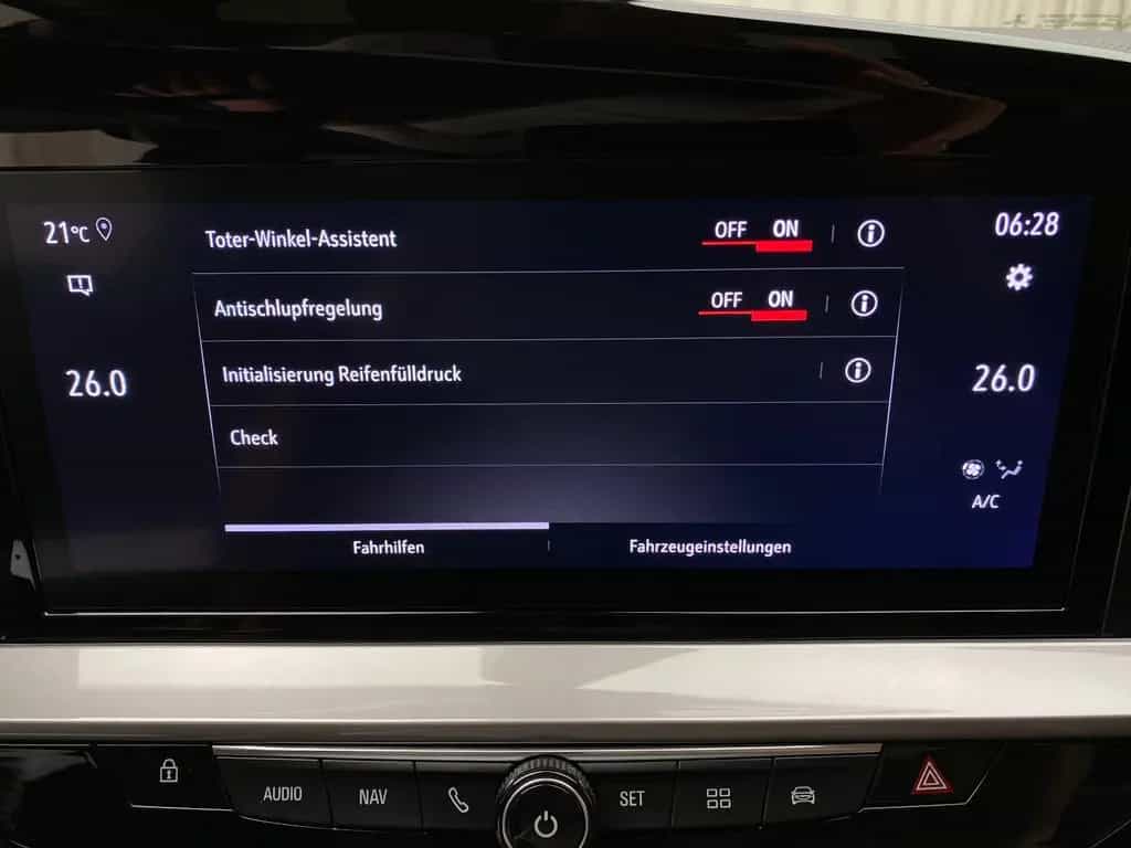 Opel Mokka 1.2 Elegance LED (IntelliLux) Winterpaket 06/2022-photo-17