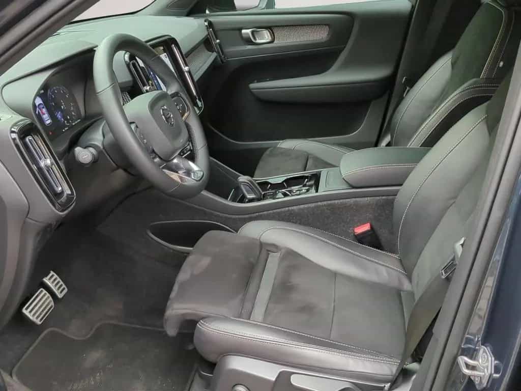 Volvo XC40 B5 AWD R-Design *ACC*Kam*FrontschHeizung* 10/2021-photo-15