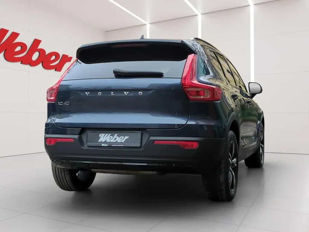 Volvo XC40 B5 AWD R-Design *ACC*Kam*FrontschHeizung* 10/2021-photo-5