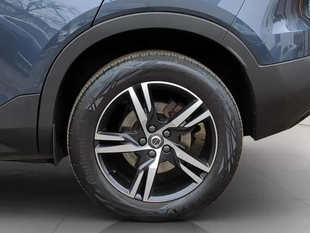 Volvo XC40 B5 AWD R-Design *ACC*Kam*FrontschHeizung* 10/2021-photo-7