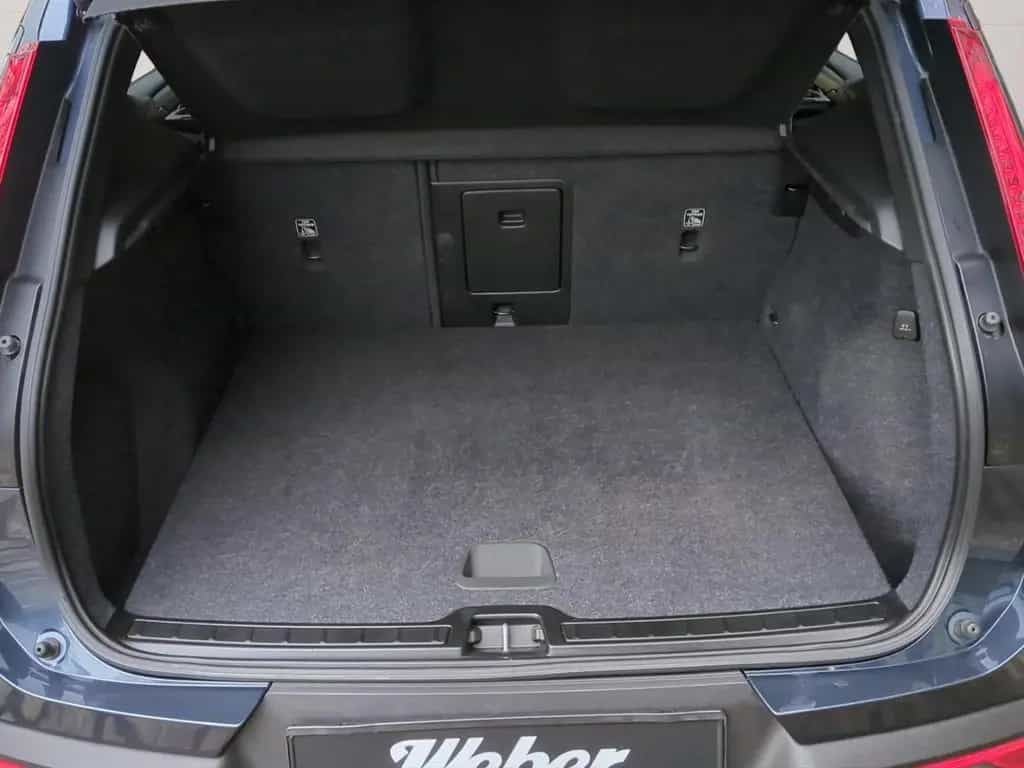 Volvo XC40 B5 AWD R-Design *ACC*Kam*FrontschHeizung* 10/2021-photo-8