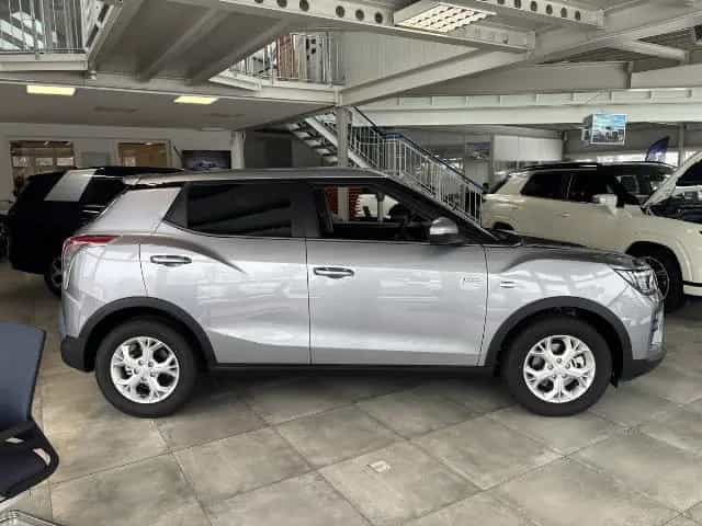 KGM Tivoli Essential 1.5 Automatik 2WD null-photo-8