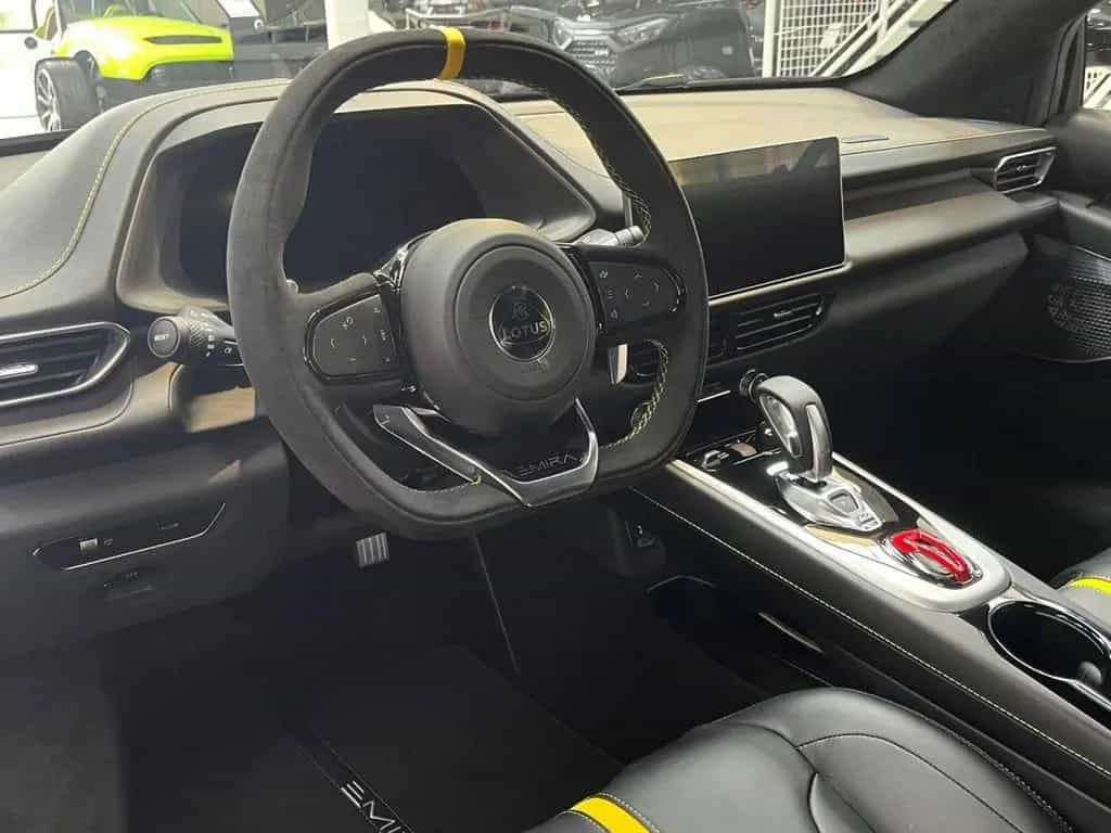 Lotus Emira Turbo SE MY26 Cosmos Black KEF null-photo-9