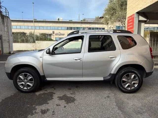 Dacia Duster 1.5 dCi 110CV Start&Stop 4x2 Laur&e 08/2018-photo-4