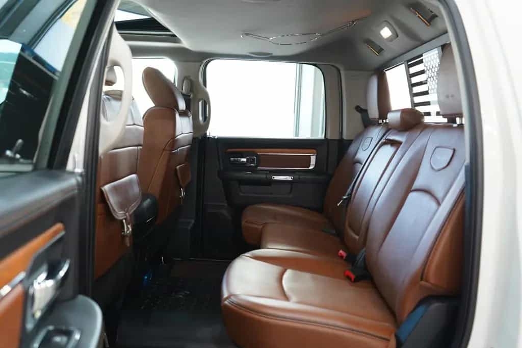Dodge RAM 1500 5,7 HEMI 4x4 *2.Hand*LPG*22 Z.* 11/2018-photo-12