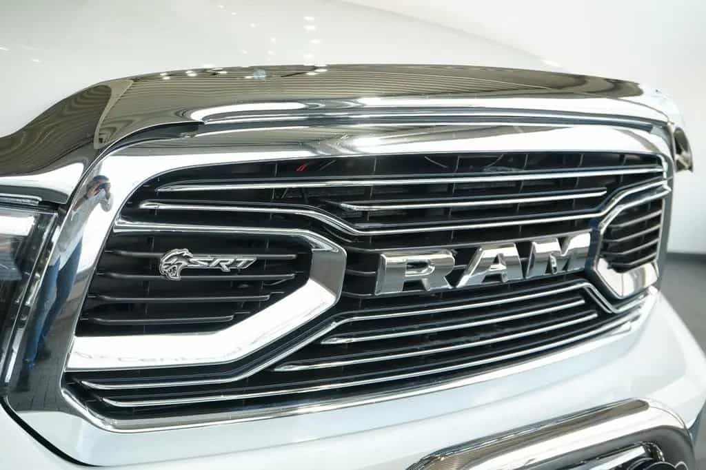 Dodge RAM 1500 5,7 HEMI 4x4 *2.Hand*LPG*22 Z.* 11/2018-photo-20