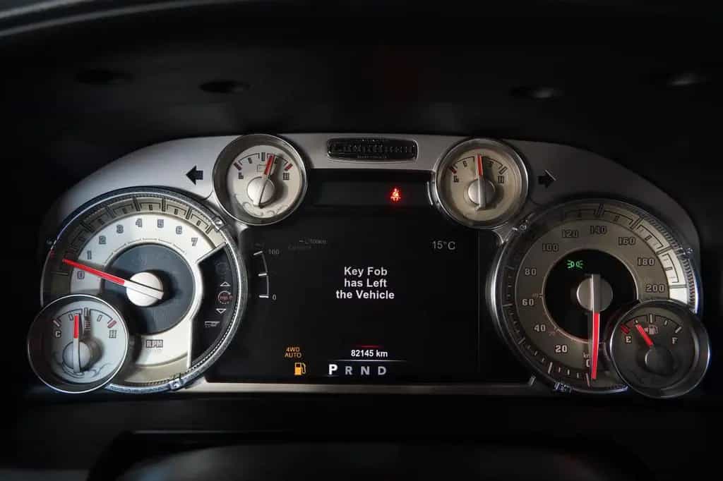 Dodge RAM 1500 5,7 HEMI 4x4 *2.Hand*LPG*22 Z.* 11/2018-photo-24