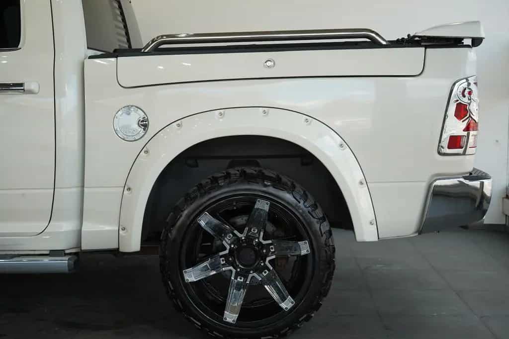 Dodge RAM 1500 5,7 HEMI 4x4 *2.Hand*LPG*22 Z.* 11/2018-photo-3
