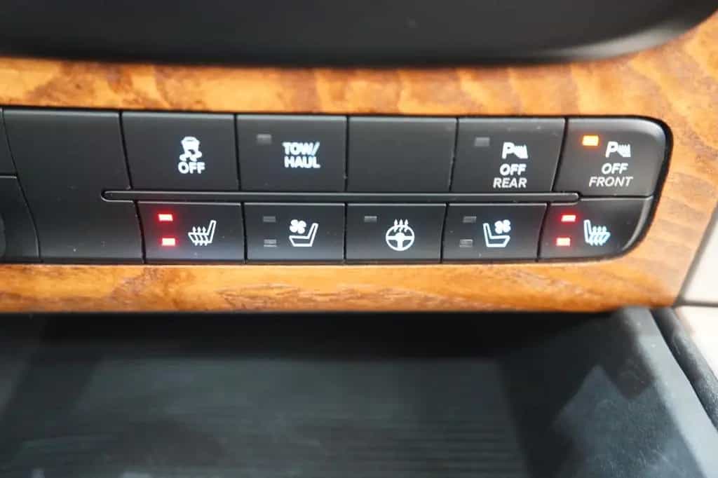 Dodge RAM 1500 5,7 HEMI 4x4 *2.Hand*LPG*22 Z.* 11/2018-photo-34