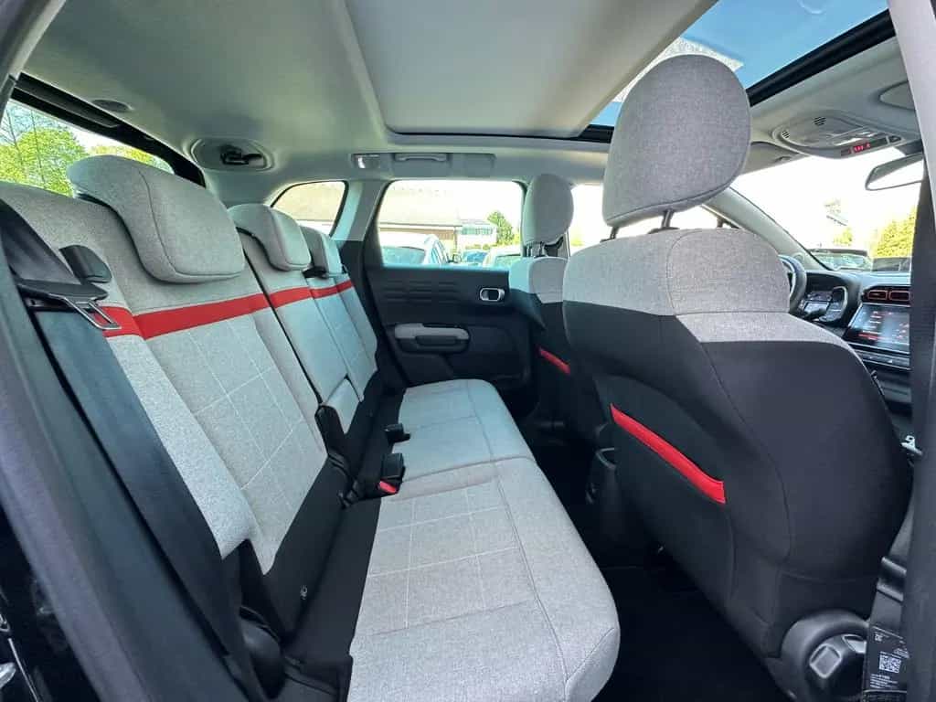 Citroën C3 Aircross PureTech 130 EAT6 Shine*Pano*AHK*HUD 12/2019-photo-35