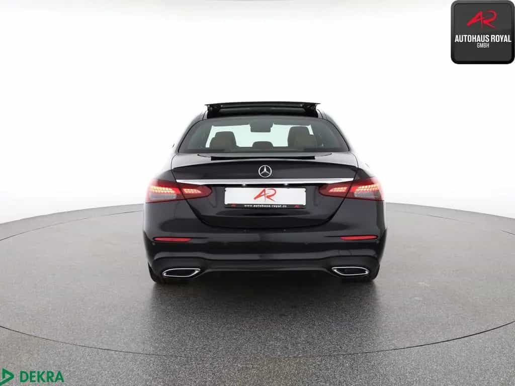 Mercedes-Benz E-Class d AMG BURMESTER HIGH-END,SOFTCLOSE,360GRAD 12/2021-photo-3