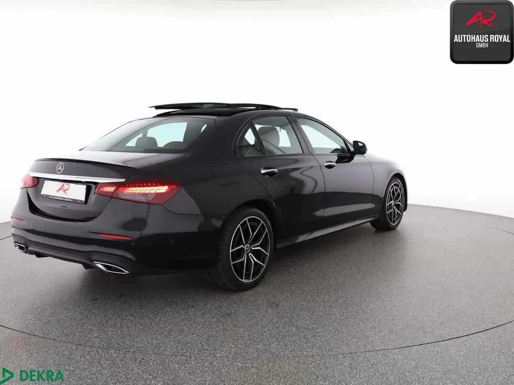 Mercedes-Benz E-Class d AMG BURMESTER HIGH-END,SOFTCLOSE,360GRAD 12/2021-photo-4