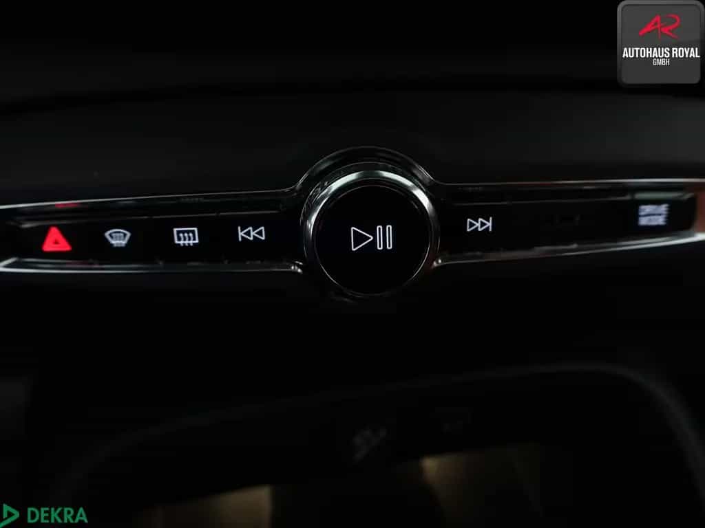 Volvo XC40 XC 40 2.0 T4 AWD INSCRIPTION H/K,MEMORY,KEYLESS 12/2019-photo-21