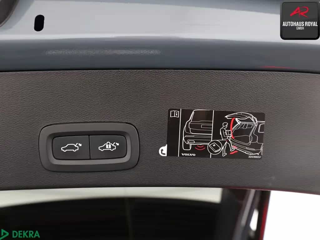 Volvo XC40 XC 40 2.0 T4 AWD INSCRIPTION H/K,MEMORY,KEYLESS 12/2019-photo-23