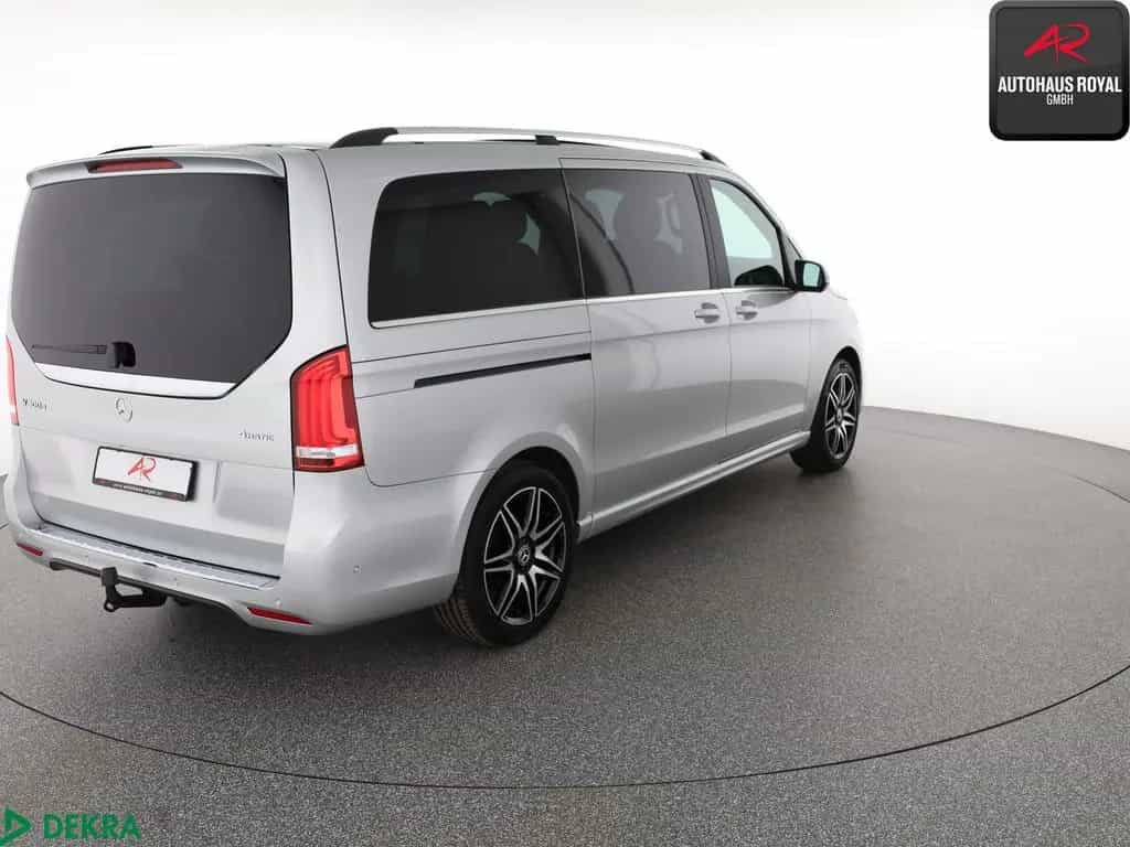 Mercedes-Benz V 300 d 4M AMG LANG STANDHZ,360GRAD,BURMESTER,SH 02/2020-photo-4
