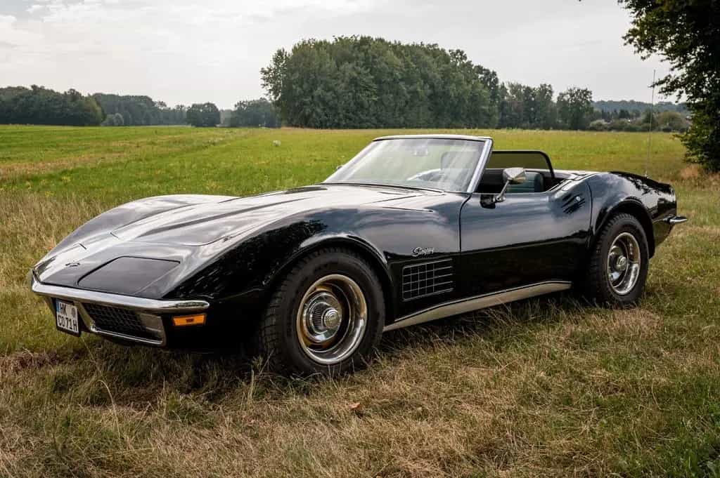 Corvette C3 04/1971-photo-1