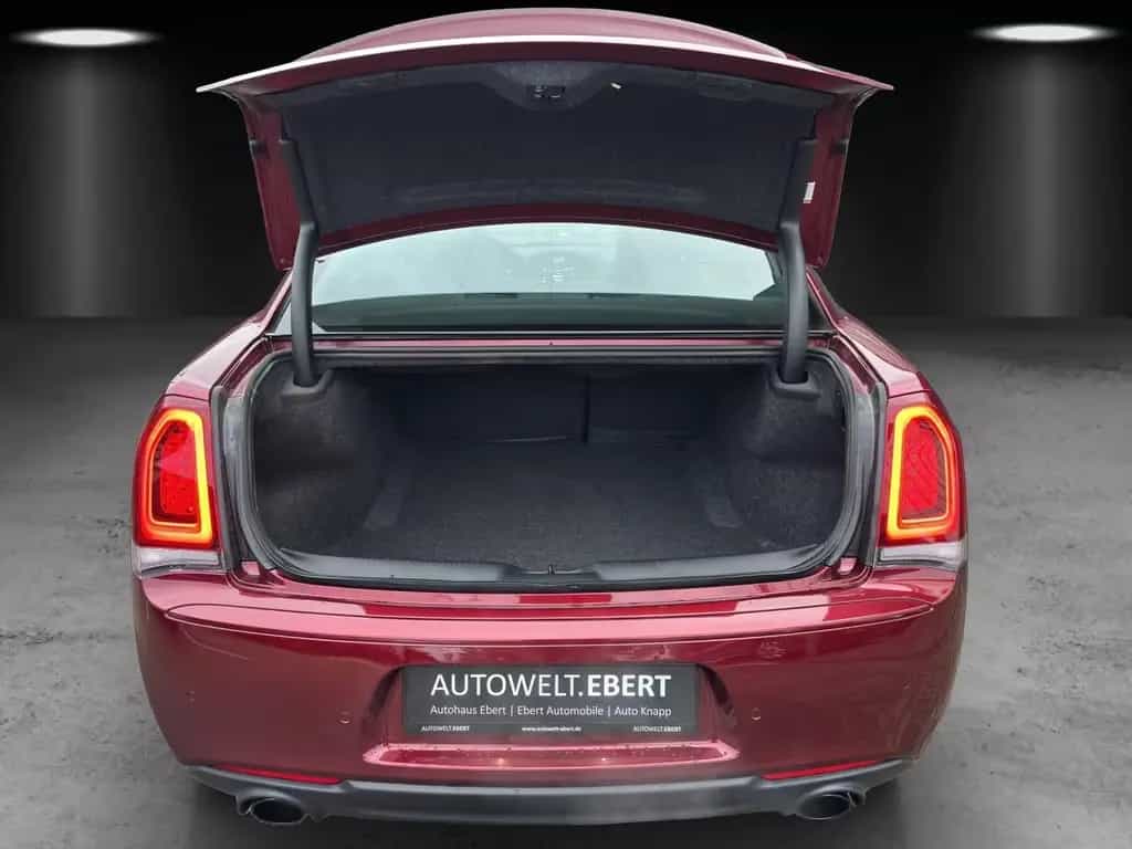 Chrysler 300C Final Edition 6.4 Hemi V8/LED/PANO/LEDER null-photo-6