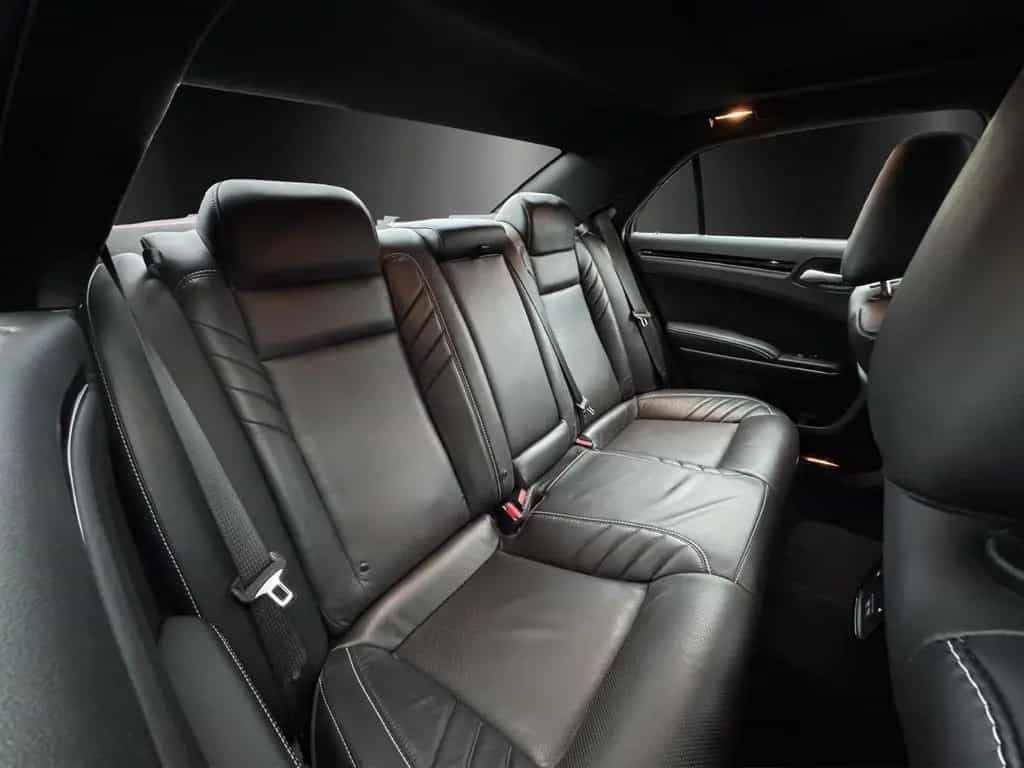 Chrysler 300C Final Edition 6.4 Hemi V8/LED/PANO/LEDER null-photo-8