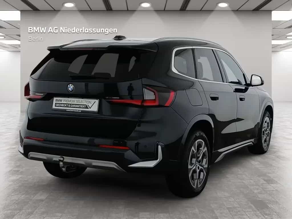 BMW X1 sDrive18i AHK Driv.Assist+ Kamera Sportsitze 12/2022-photo-1
