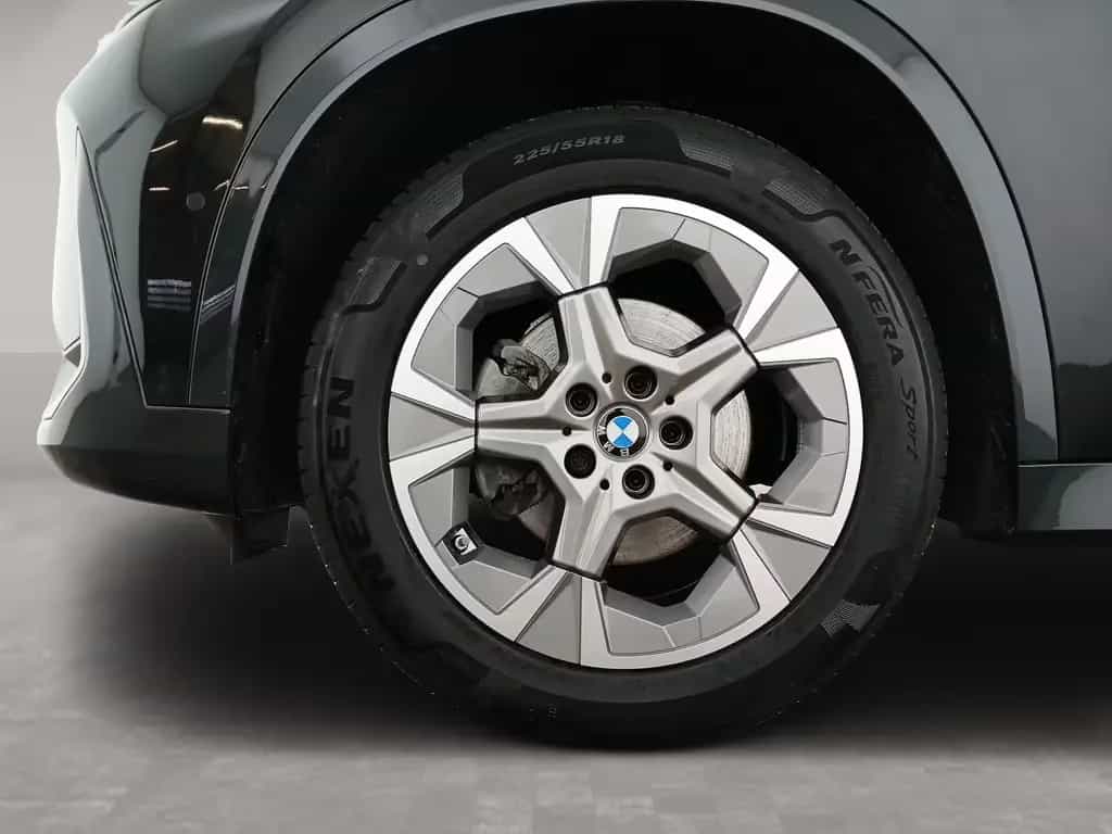 BMW X1 sDrive18i AHK Driv.Assist+ Kamera Sportsitze 12/2022-photo-5