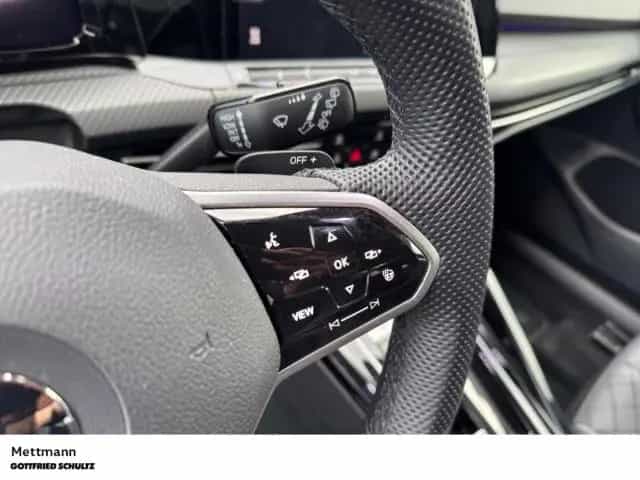 Volkswagen Golf Var. 2.0 TSI R-Line DSG LED NAVI AHK STHZG 11/2022-photo-11