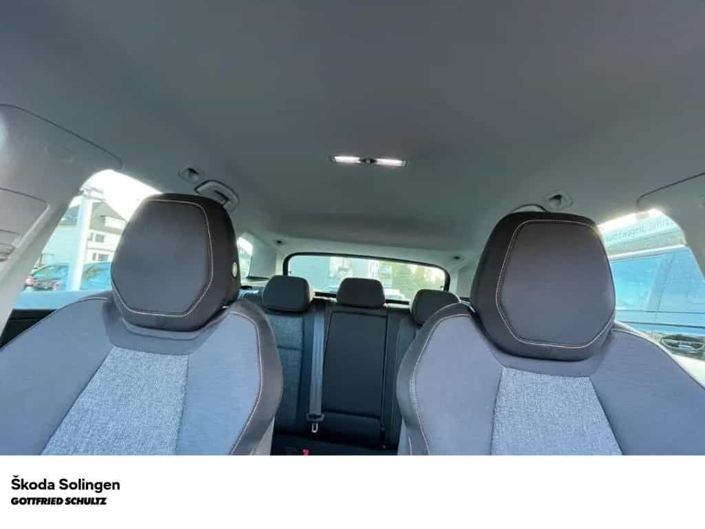 Skoda Karoq 2.0 TDI 4x4 Clever DSG   AHK   Standheizun 01/2022-photo-11
