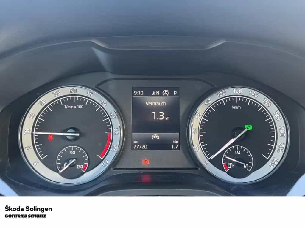 Skoda Karoq 2.0 TDI 4x4 Clever DSG   AHK   Standheizun 01/2022-photo-12