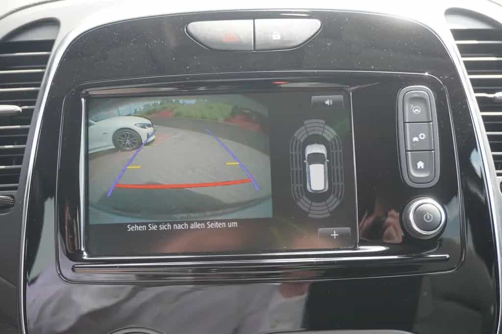Renault Captur 1.3 TCE BOSE Edition LED Navi PDC Kamera 08/2019-photo-27