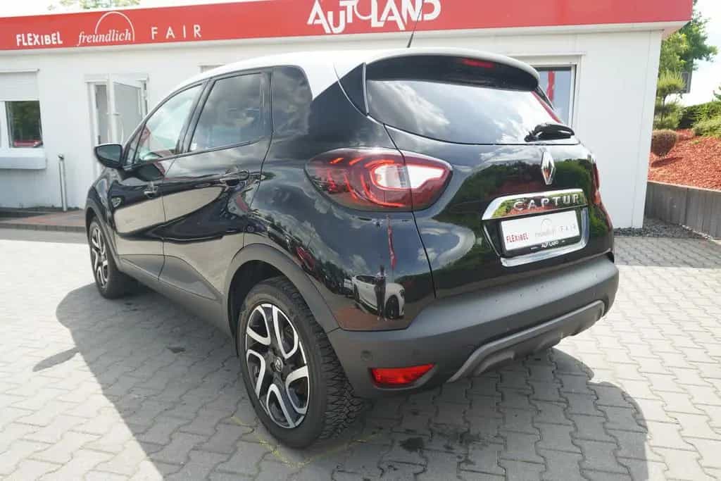 Renault Captur 1.3 TCE BOSE Edition LED Navi PDC Kamera 08/2019-photo-3