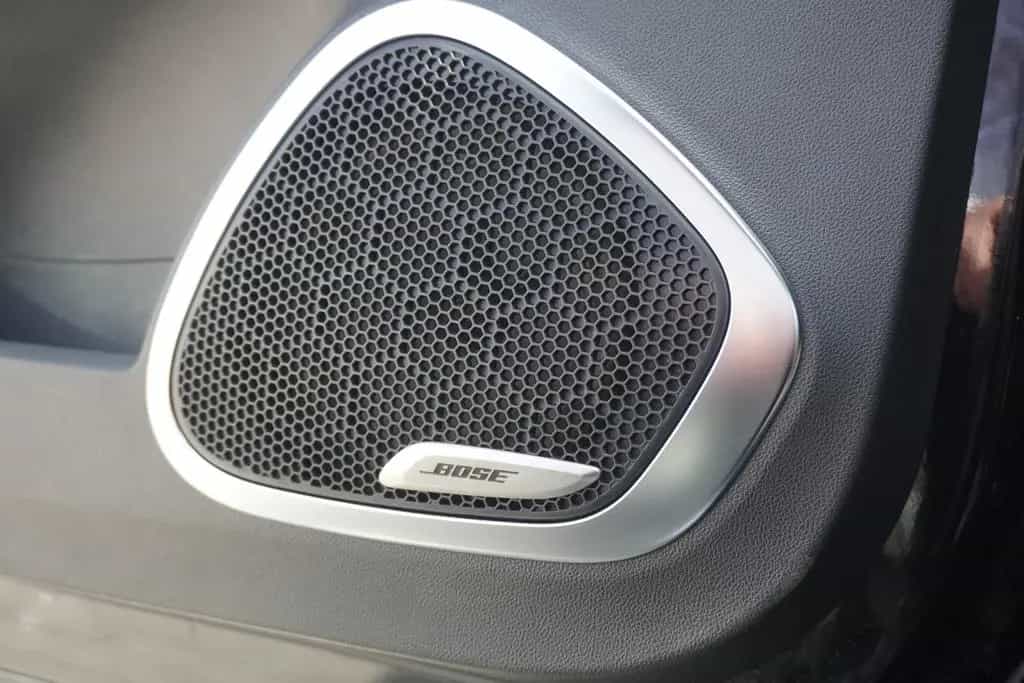 Renault Captur 1.3 TCE BOSE Edition LED Navi PDC Kamera 08/2019-photo-33