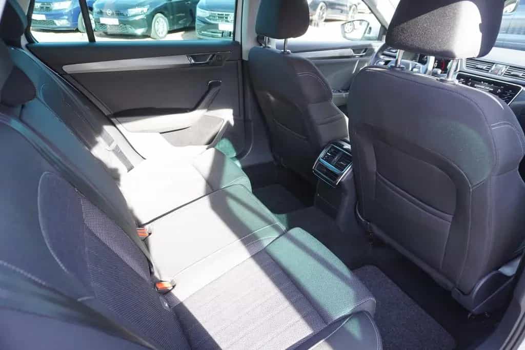 Skoda Superb Combi 2.0 TSI DSG Style LED Navi ACC AHK 11/2022-photo-12