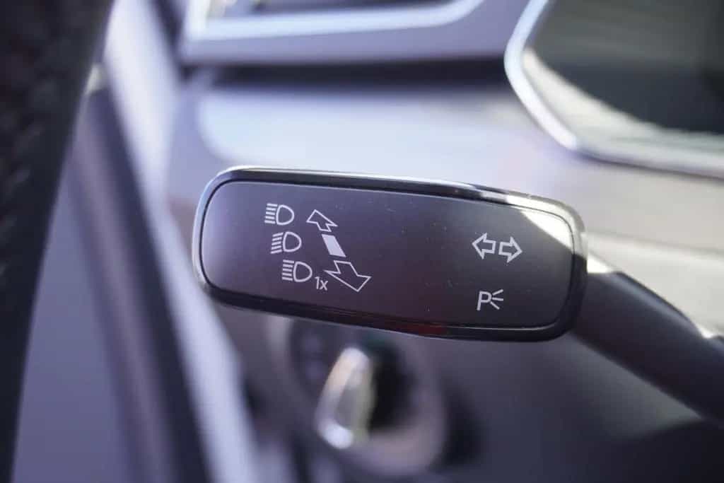 Skoda Superb Combi 2.0 TSI DSG Style LED Navi ACC AHK 11/2022-photo-30