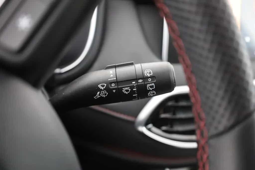 MG HS 1.5 T-GDI Luxury Aut. LED ACC Navi 360° Pano 02/2024-photo-16