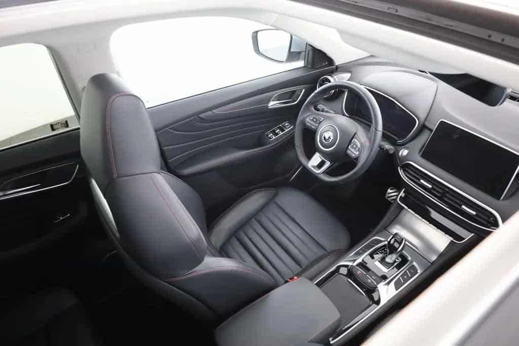 MG HS 1.5 T-GDI Luxury Aut. LED ACC Navi 360° Pano 02/2024-photo-24
