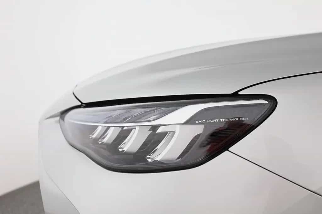 MG HS 1.5 T-GDI Luxury Aut. LED ACC Navi 360° Pano 03/2024-photo-29